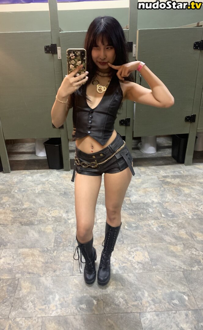 Getmangledson / Mianzamarie Sızan Çıplak OnlyFans Fotoğrafı #21