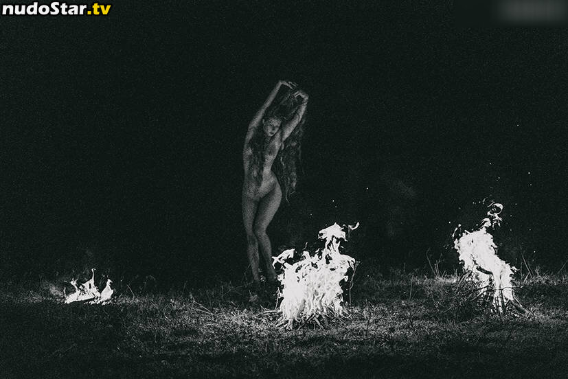 thinloth Sızan Çıplak OnlyFans Fotoğrafı #59